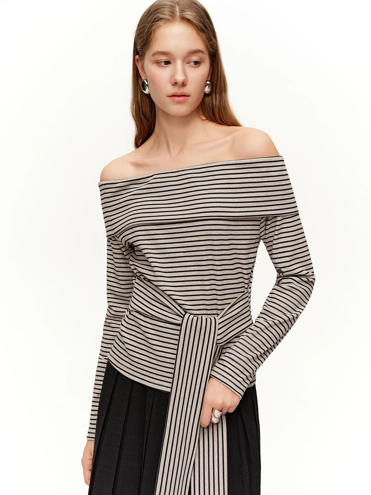 Women's Off-Shoulder Lapel T-Shirt - Relaxed Casual Spring Top