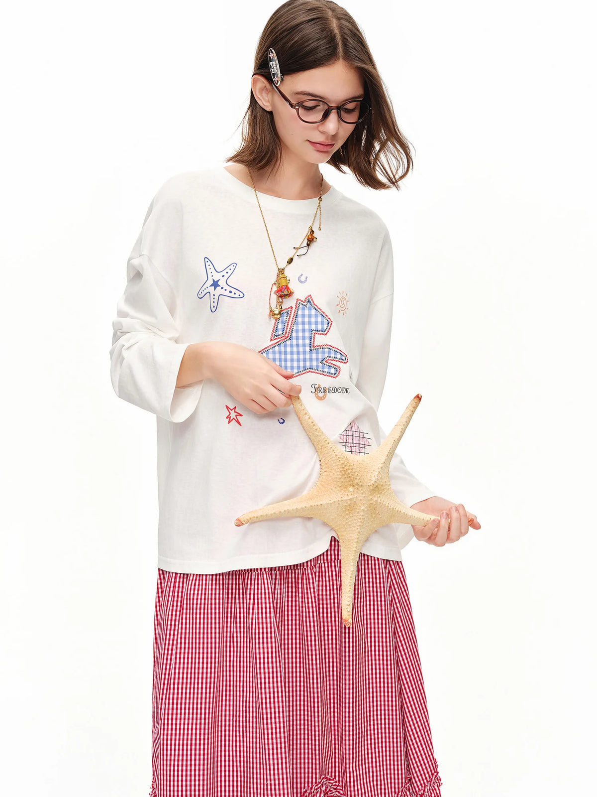 Women's Linen Cotton T-Shirt - Foal Applique Casual Summer Top