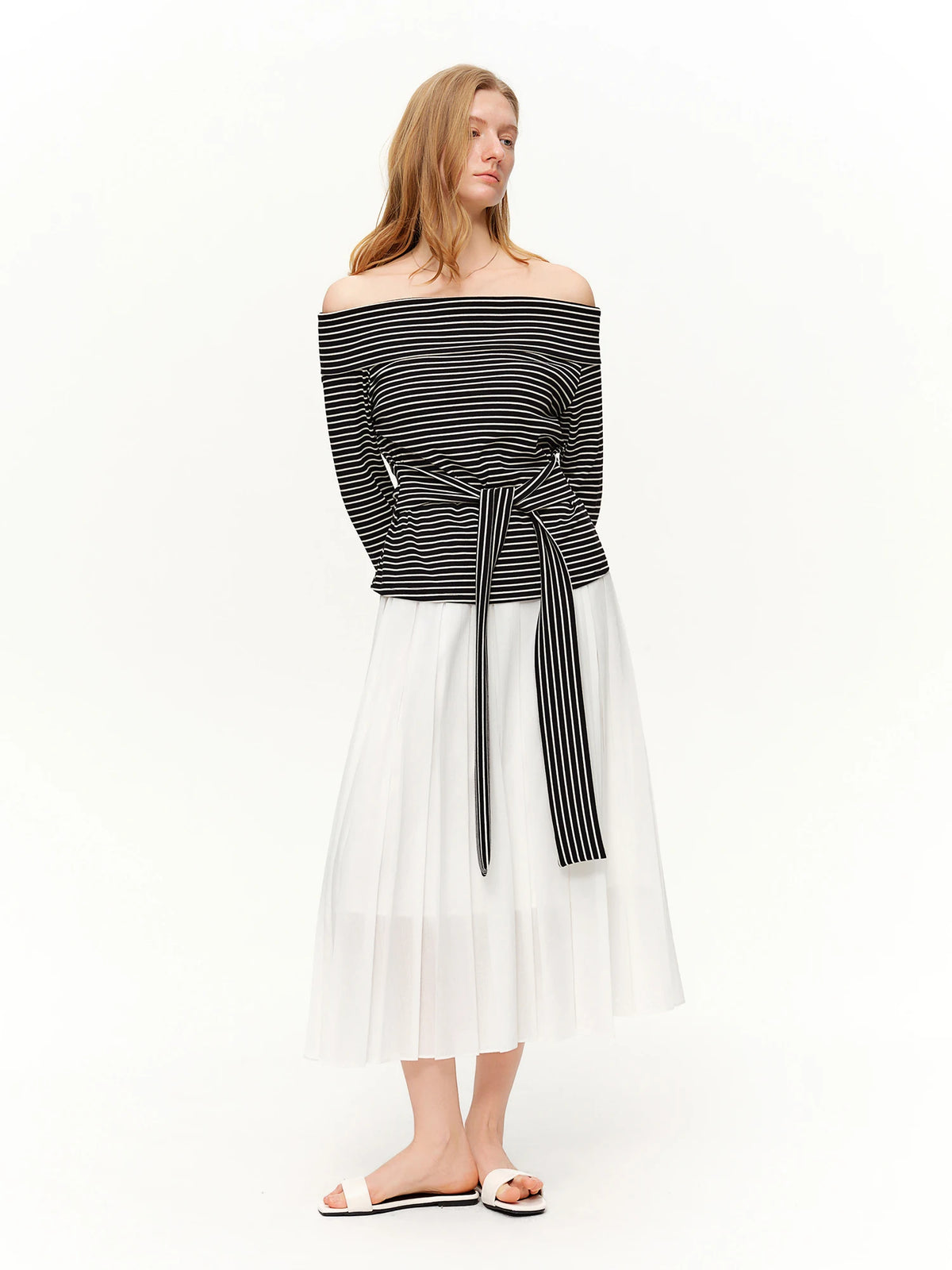 Women's Off-Shoulder Lapel T-Shirt - Relaxed Casual Spring Top